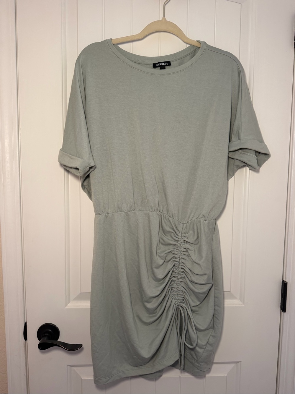 Express green Ruched-Side Short Sleeve Mini Dress - Picture 3 of 6